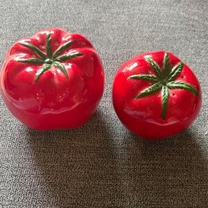 Ceramic Tomato Salt & Pepper Shakers - Red & Green